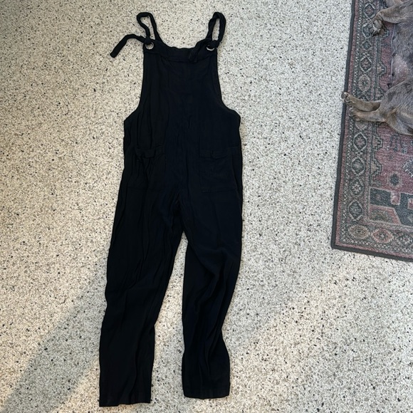 Romper overalls, black size small - Picture 1 of 4